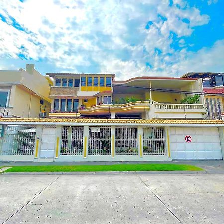 Villa Garza Inn Guayaquil Exteriér fotografie